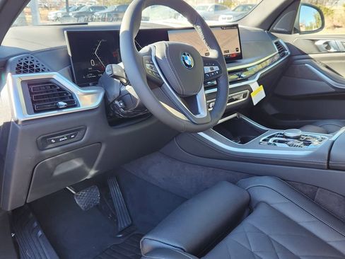 New 2026 BMW X5 xDrive50e w/ Premium Package image 10
