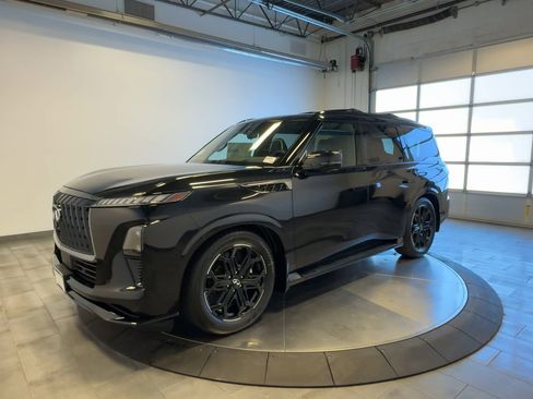 New 2026 INFINITI QX80 4WD image 4