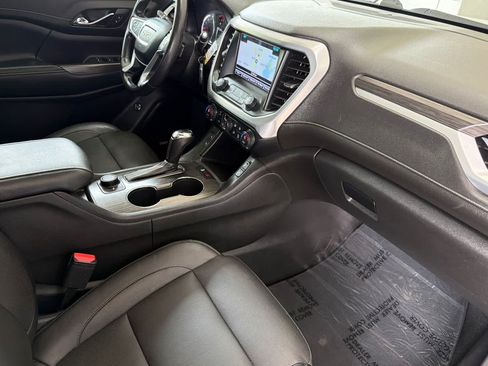 Used 2019 GMC Acadia SLT AWD/4WD image 17