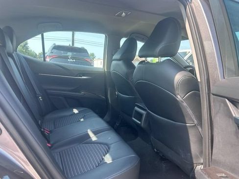 Used 2024 Toyota Camry SE FWD image 12