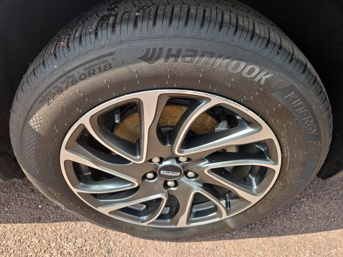 Used 2020 Lincoln Corsair AWD w/ Equipment Group 101A image 9