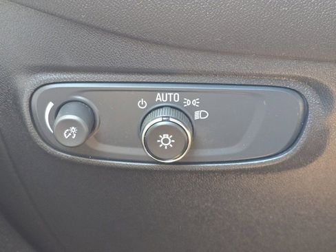 Used 2024 Chevrolet Equinox LT w/ LPO, Floor Liner Package AWD/4WD image 27