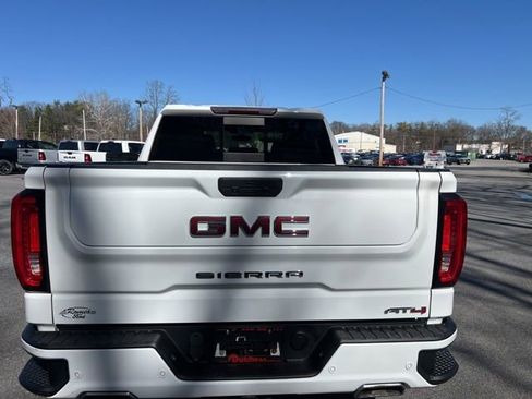 Used 2019 GMC Sierra 1500 AT4 w/ AT4 Premium Package AWD/4WD image 5