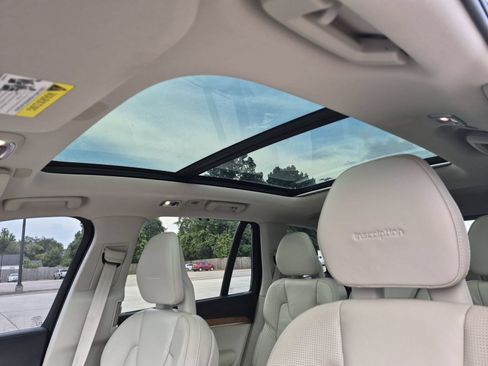 Used 2020 Volvo XC90 T6 Inscription w/ Protection Package Premier AWD/4WD image 19