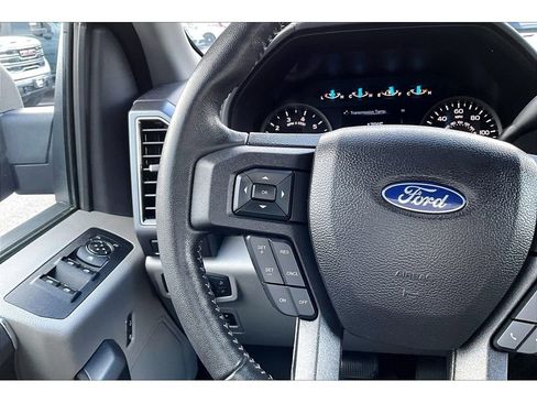 Used 2019 Ford F150 XLT w/ Equipment Group 302A Luxury image 11