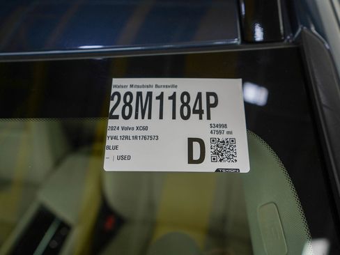 Used 2024 Volvo XC60 B5 Plus image 28