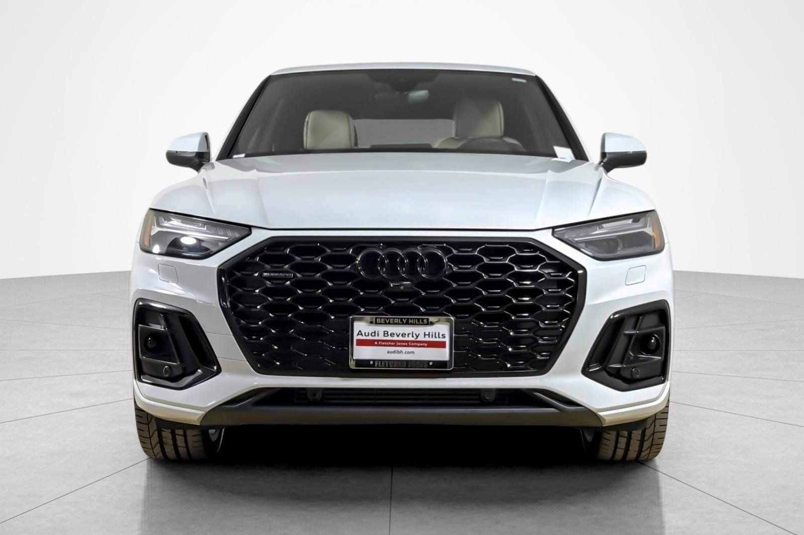 Used 2023 Audi Q5 2.0T Prestige w/ Prestige Package AWD/4WD image 8