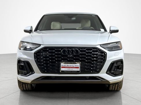 Used 2023 Audi Q5 2.0T Prestige w/ Prestige Package AWD/4WD image 8