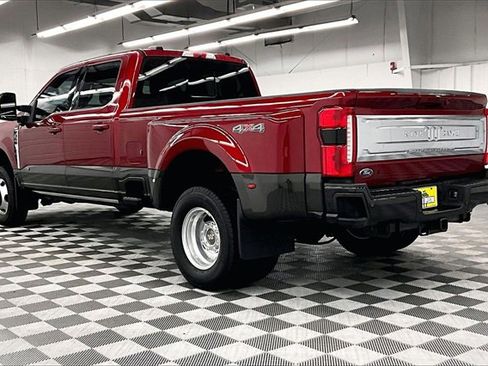 Used 2025 Ford F350 King Ranch image 2
