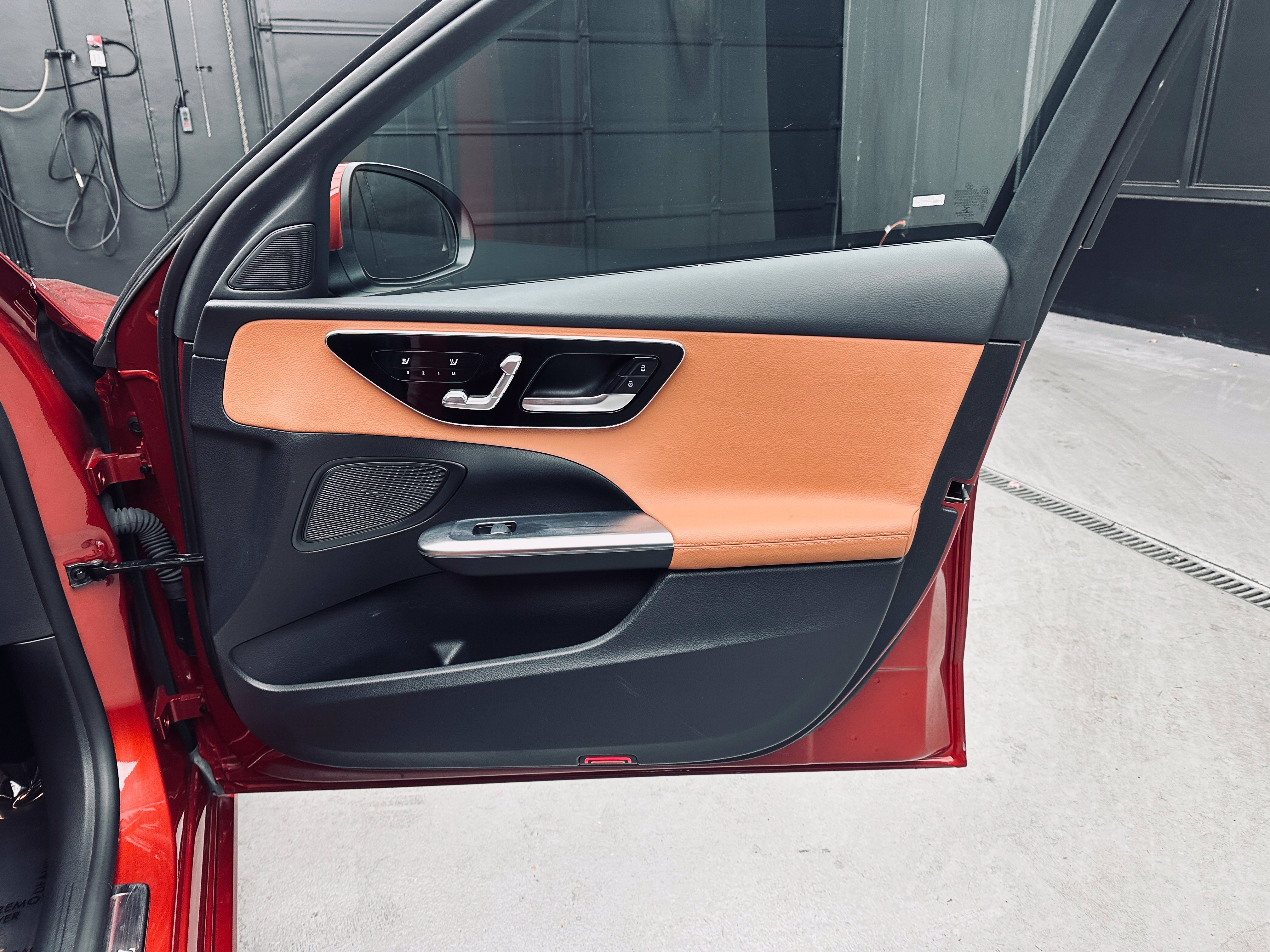 Used 2022 Mercedes-Benz C 300 4MATIC Sedan image 30