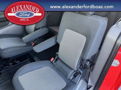 Used 2022 Ford Transit Connect XL image 11