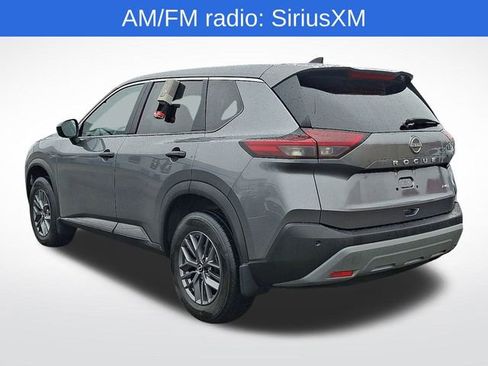 Used 2023 Nissan Rogue S image 4