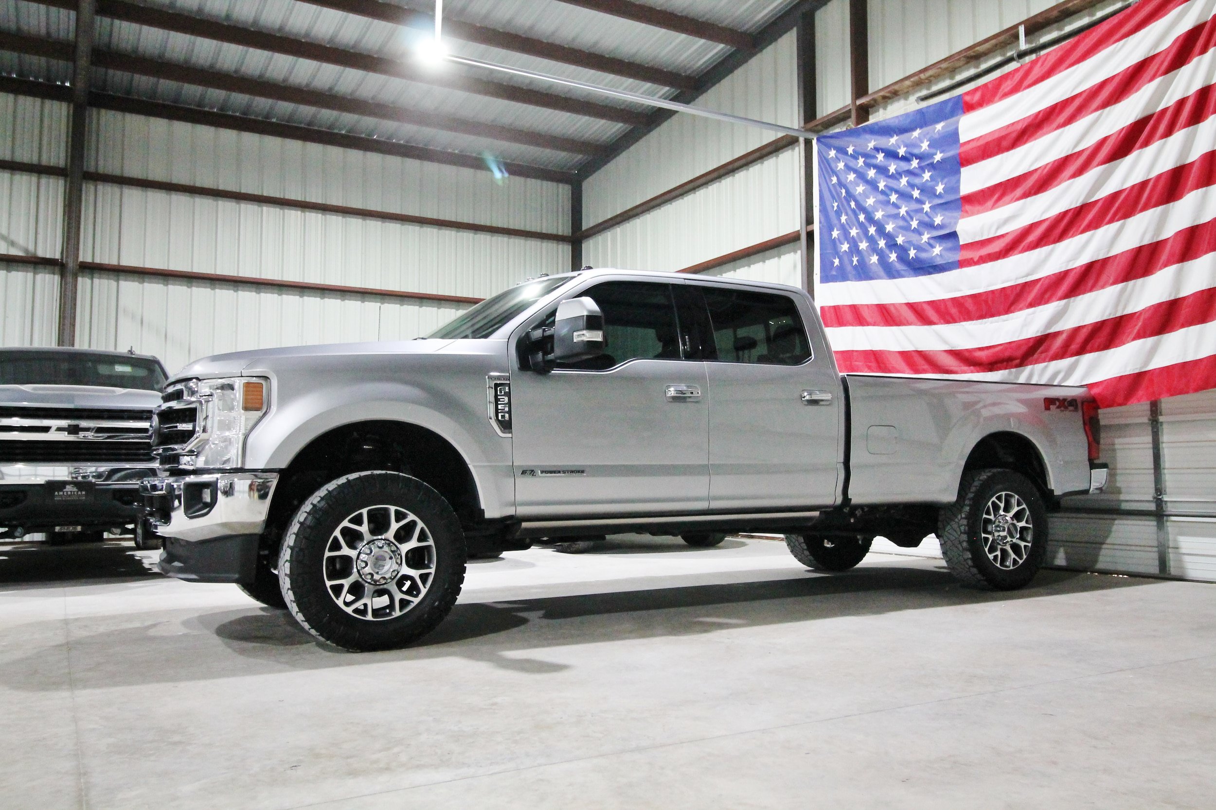 Used 2021 Ford F350 Lariat w/ Lariat Ultimate Package AWD/4WD image 4
