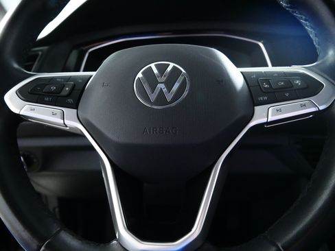 Used 2024 Volkswagen Jetta SE FWD image 25