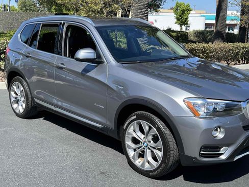 Used 2017 BMW X3 xDrive28i AWD/4WD image 48
