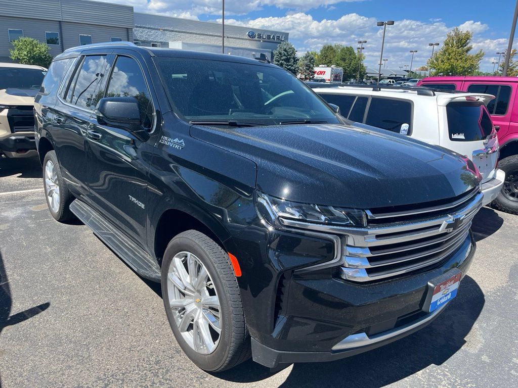 Used 2023 Chevrolet Tahoe High Country AWD/4WD image 3