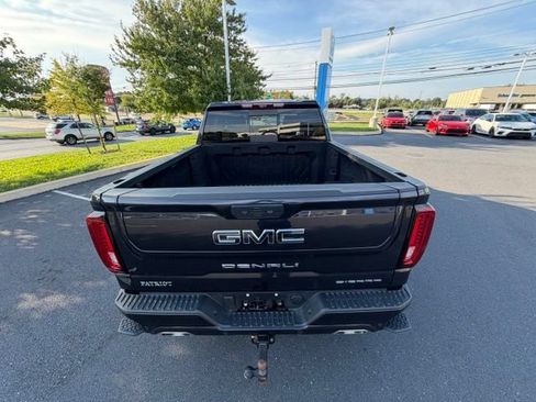 Used 2025 GMC Sierra 1500 Denali Ultimate AWD/4WD image 5