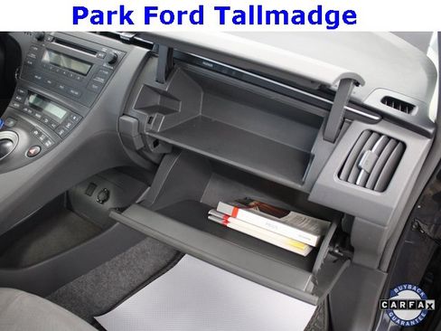 Used 2010 Toyota Prius Two w/ Preferred Accessory Pkg image 19