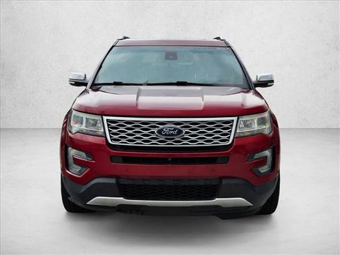 Used 2016 Ford Explorer Platinum AWD/4WD image 2