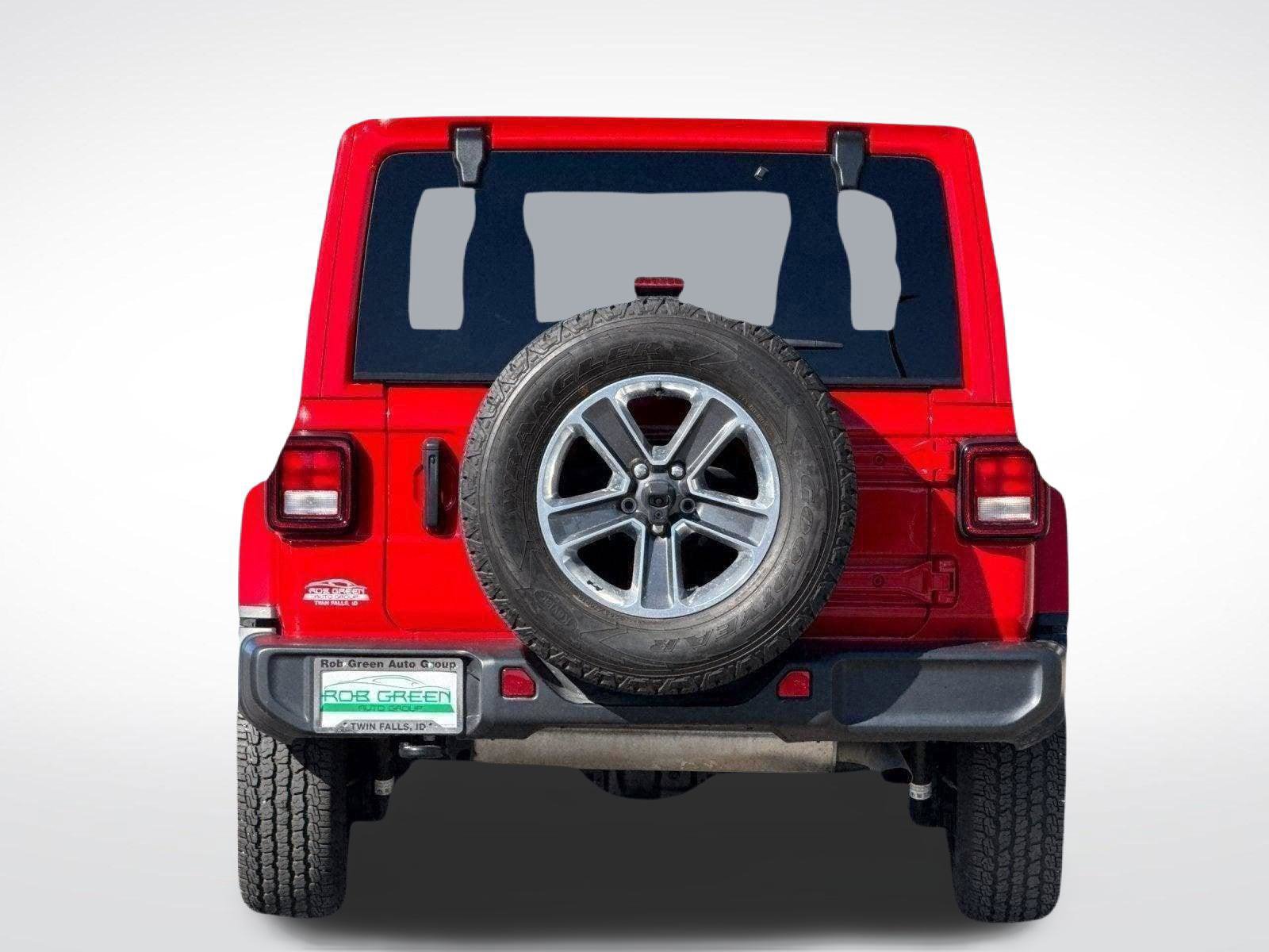 Used 2023 Jeep Wrangler Unlimited Sahara w/ Cold Weather Group AWD/4WD image 4