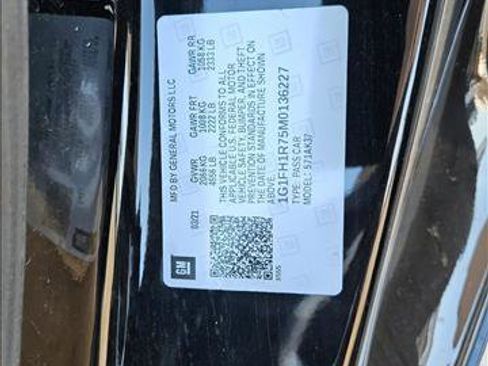 Used 2021 Chevrolet Camaro SS image 25