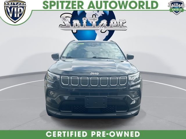 Used 2022 Jeep Compass Latitude w/ Convenience Group AWD/4WD image 3