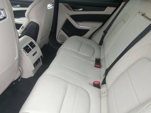 New 2025 Jaguar F-PACE R-Dynamic S AWD/4WD image 10