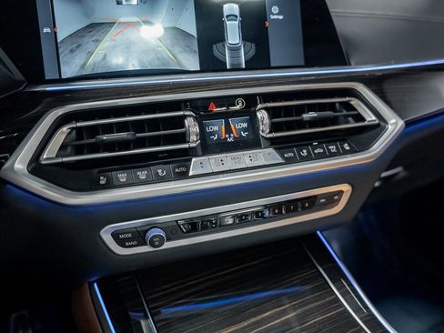 Used 2023 BMW X5 M50i w/ Executive Package image 52