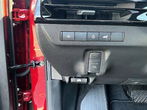 Certified 2025 Nissan Murano SL w/ Cargo Package image 13