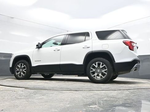 Used 2023 GMC Acadia SLE image 29