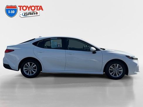 Certified 2025 Toyota Camry LE FWD image 6