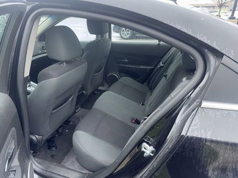 Used 2011 Chevrolet Cruze LT w/ RS Package image 6