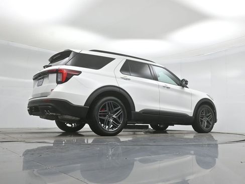 New 2026 Ford Explorer ST w/ Sun And Sound Package image 50