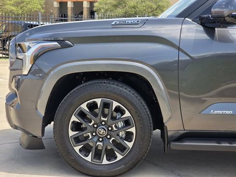 Used 2025 Toyota Sequoia Limited AWD/4WD image 6