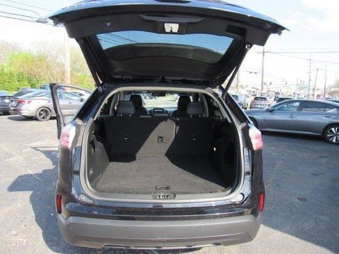 Used 2022 Ford Edge SEL w/ Sport Appearance Package image 29