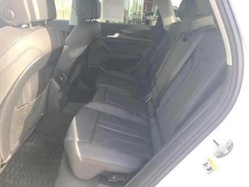 Used 2024 Audi Q5 2.0T Premium Plus w/ Premium Plus Package image 13