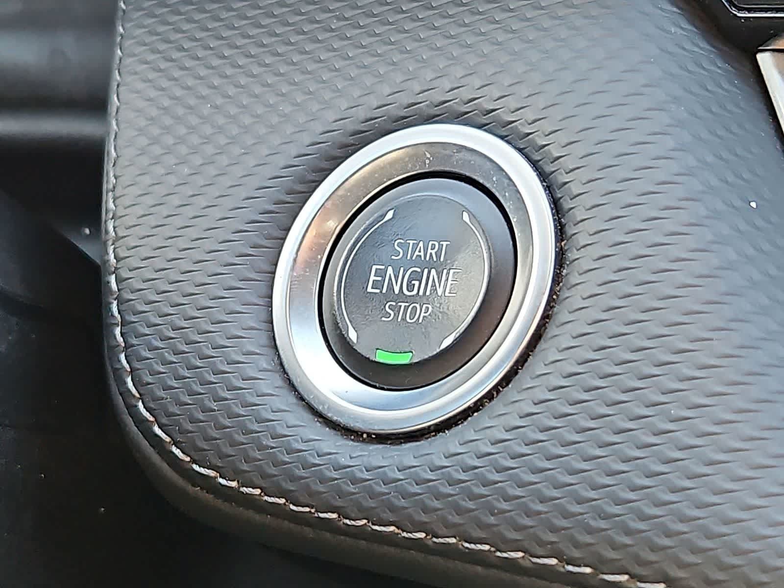 Certified 2025 Chevrolet Equinox LT FWD image 23