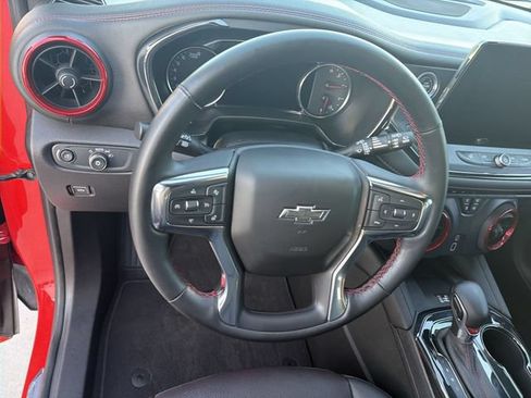 Used 2025 Chevrolet Blazer RS w/ Driver Confidence II Package FWD image 16