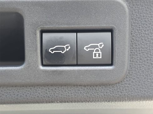 Used 2025 Toyota 4Runner TRD Off-Road Premium w/ Tow Technology Package image 17