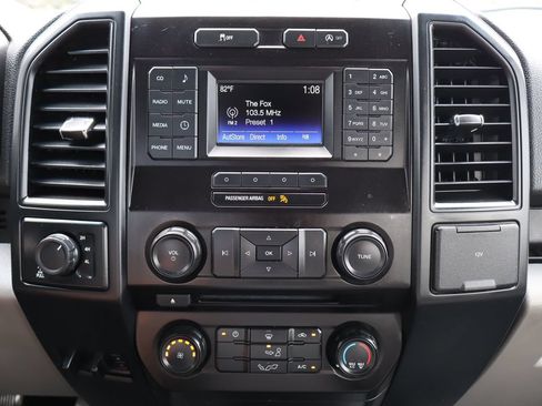 Used 2015 Ford F150 XL w/ Equipment Group 101A Mid AWD/4WD image 35