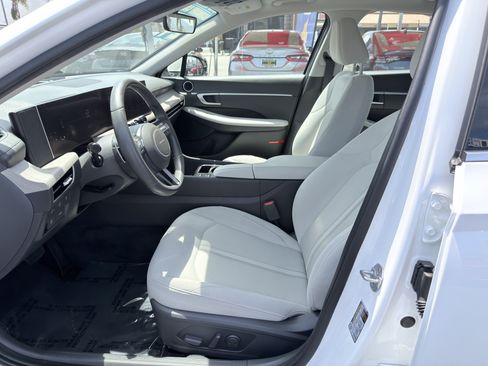 Used 2024 Hyundai Sonata SEL FWD image 21
