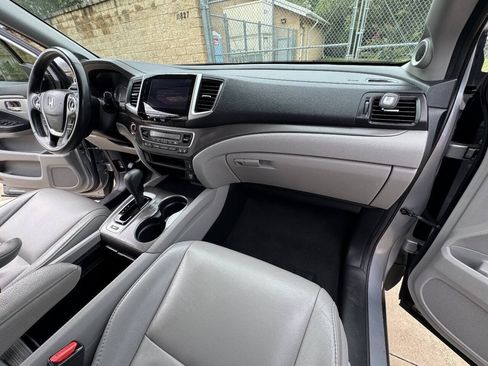 Used 2017 Honda Pilot EX-L image 35