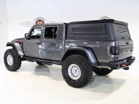 Used 2026 Jeep Gladiator Mojave AWD/4WD image 3