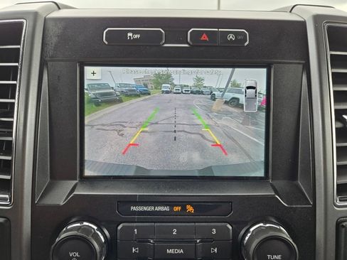 Used 2019 Ford F150 XLT w/ Equipment Group 302A Luxury AWD/4WD image 21