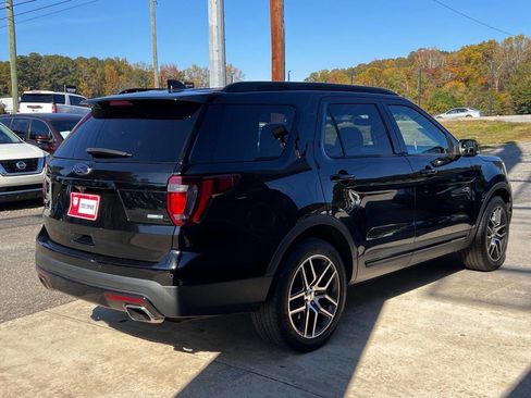 Used 2016 Ford Explorer Sport w/ Equipment Group 401A image 7