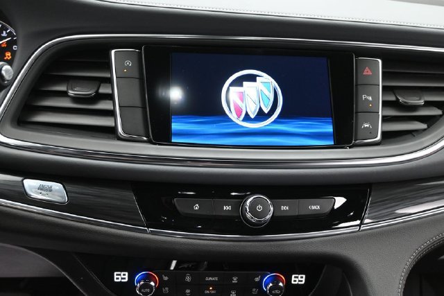 Used 2024 Buick Enclave Premium FWD image 25