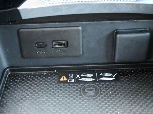 Used 2025 Buick Envision Preferred image 25