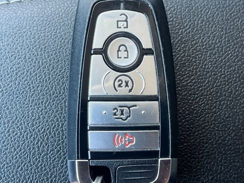 Certified 2023 Ford Escape Platinum image 21