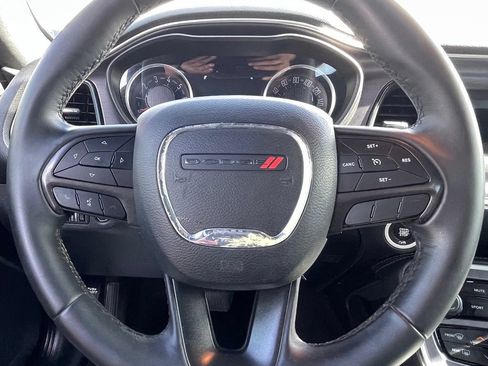 Used 2017 Dodge Challenger SXT RWD image 15