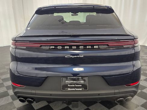 Certified 2025 Porsche Cayenne Coupe AWD/4WD image 6